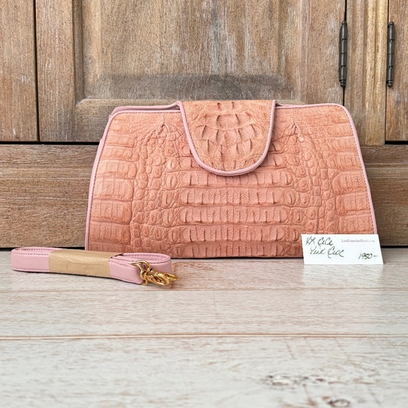 Barfield Collection Lisa Barfield Pink Crocodile Clutch - Picture 1 of 10